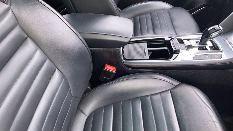 MG Hs 1.5 T-GDI Exclusive 5dr DCT Petrol Hatchback